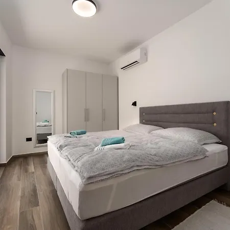Ferienhaus Holiday House M2 *